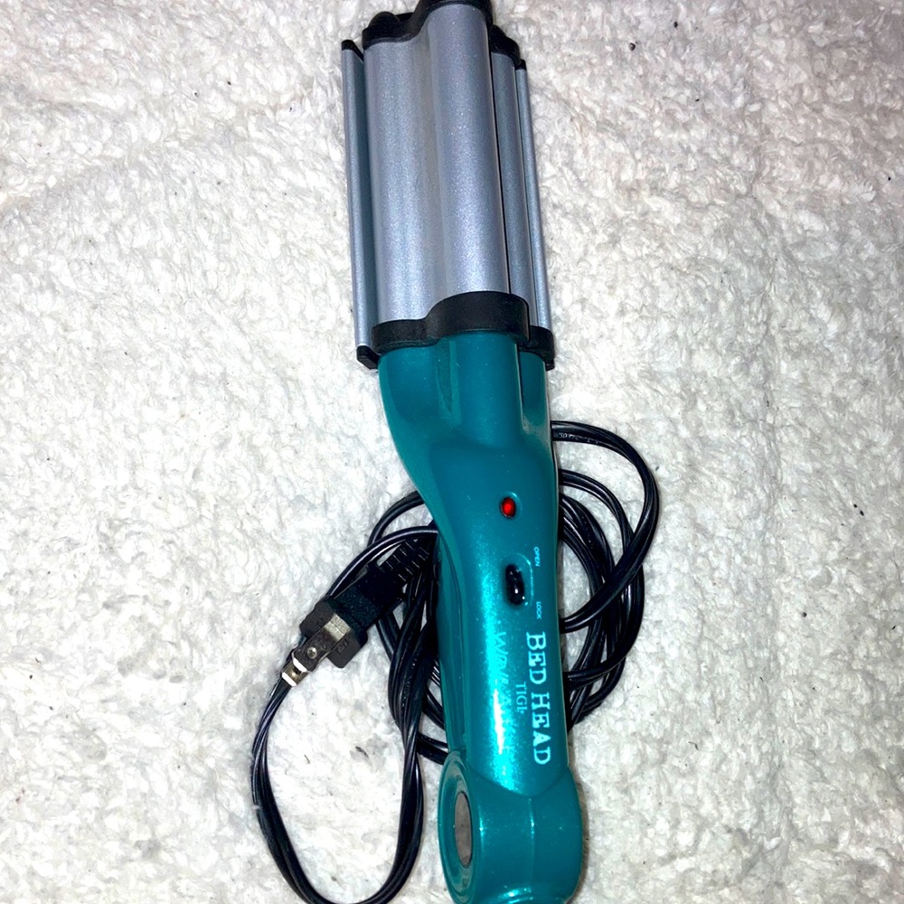 BEDHEAD wave styler